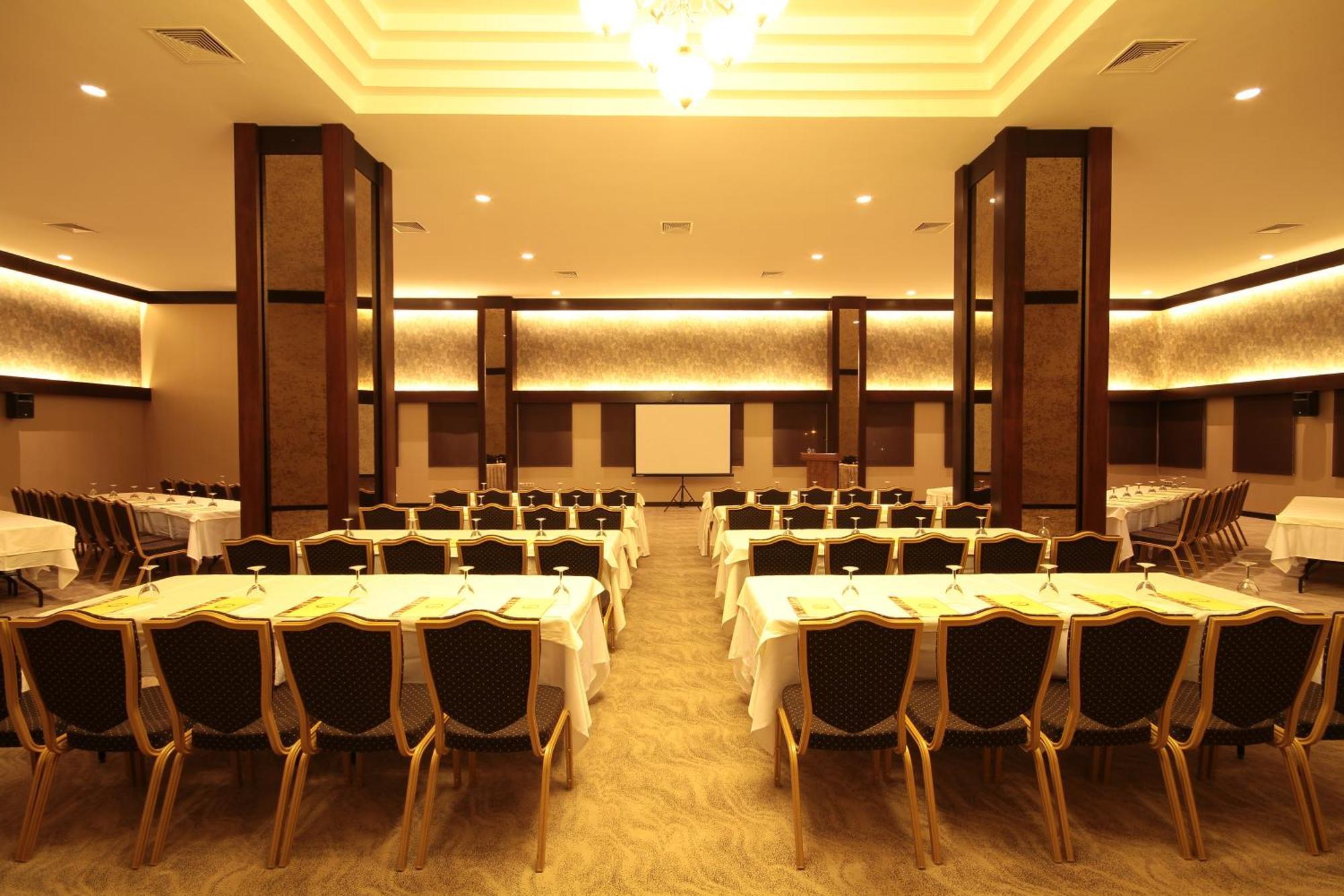 Grand Hotel Gaziantep Exterior photo