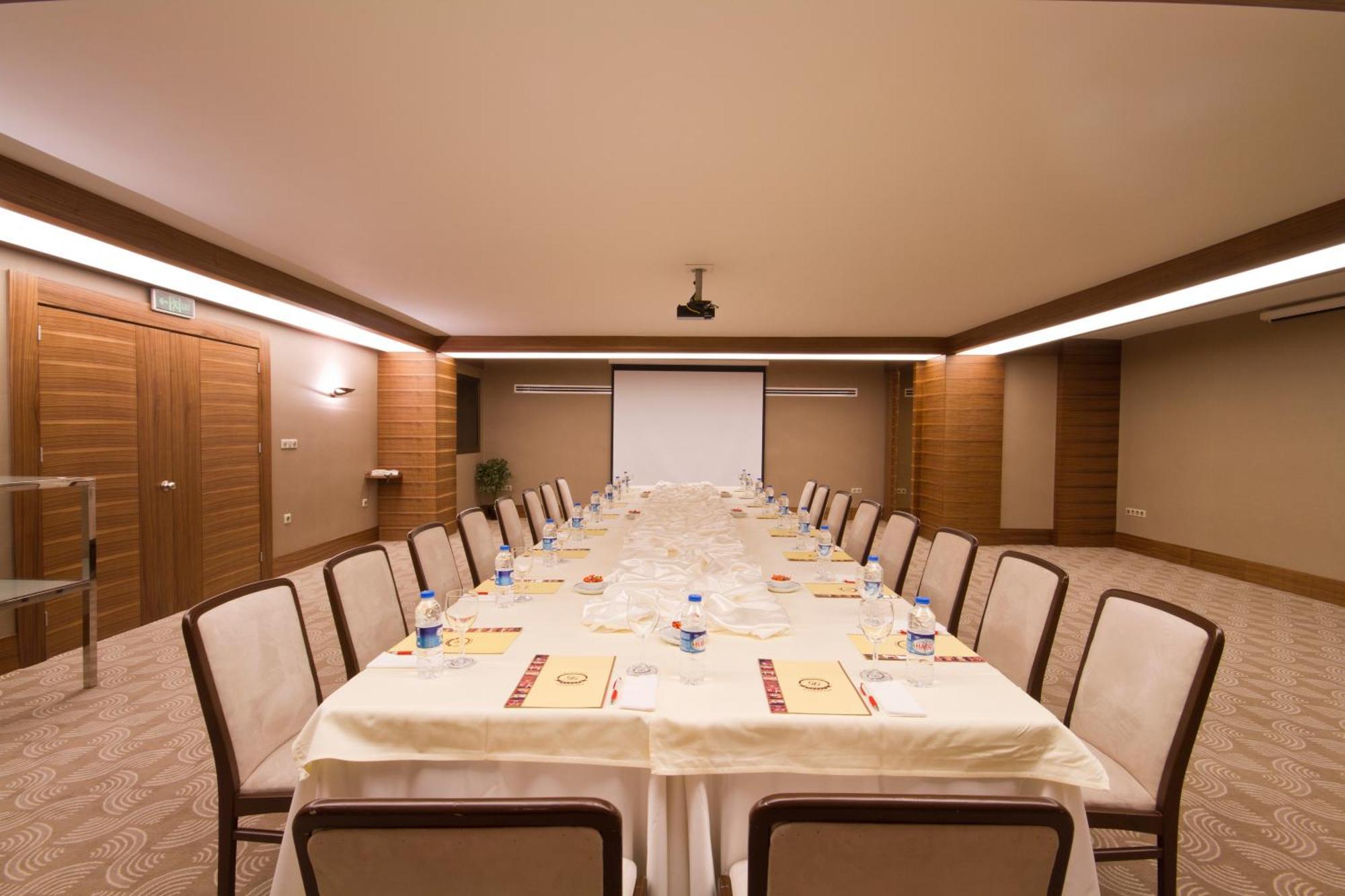 Grand Hotel Gaziantep Exterior photo