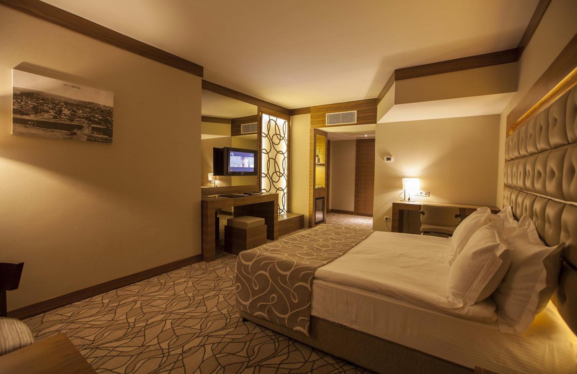 Grand Hotel Gaziantep Exterior photo