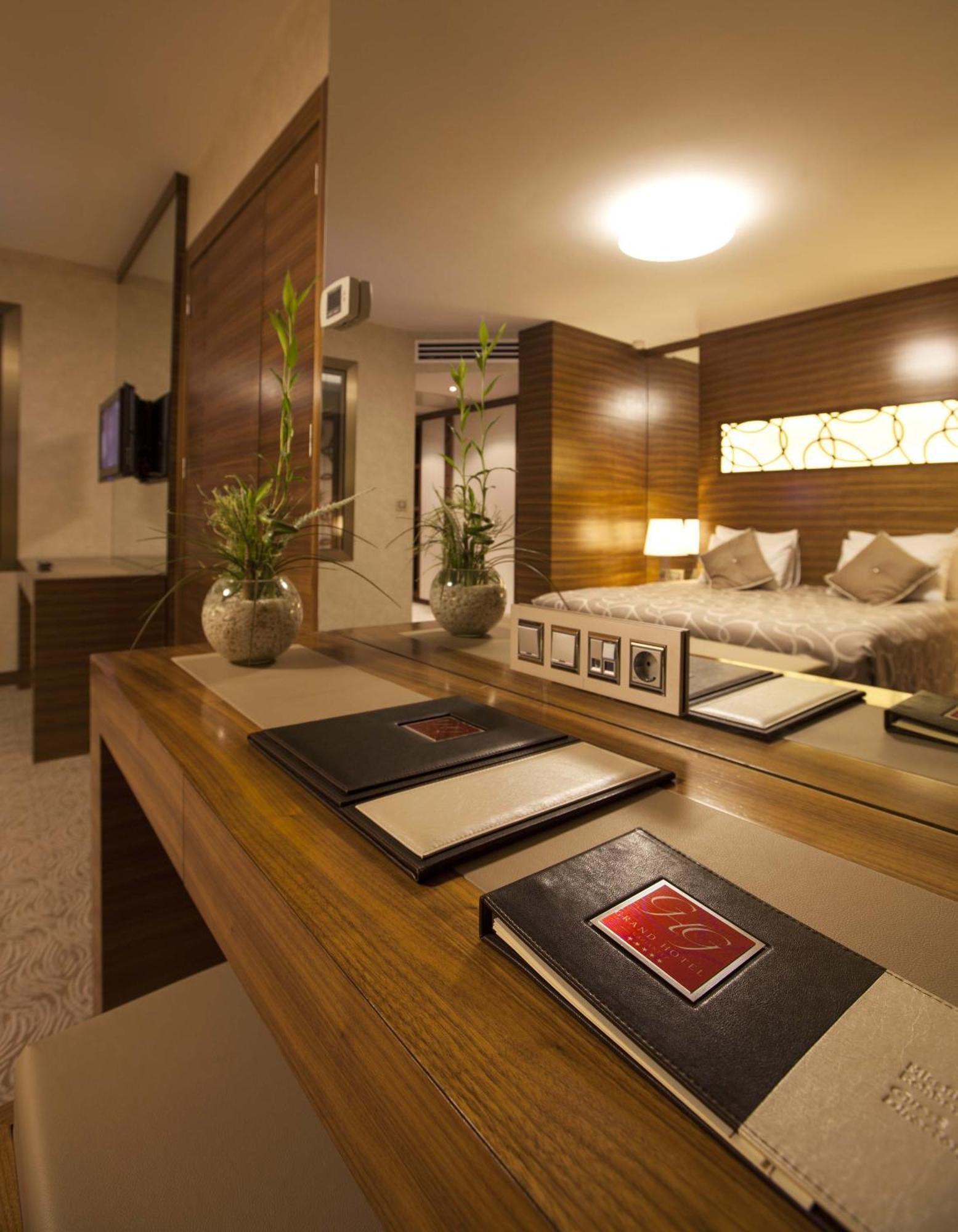 Grand Hotel Gaziantep Exterior photo